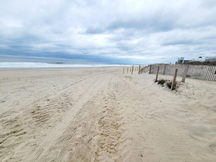 Beachfront Condo In Paradise Ocean City Dış mekan fotoğraf